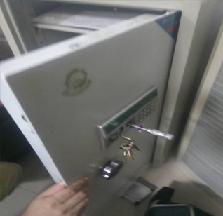 西樵迪堡保险柜开锁